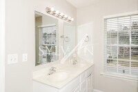 177 Saskatoon Dr photo'