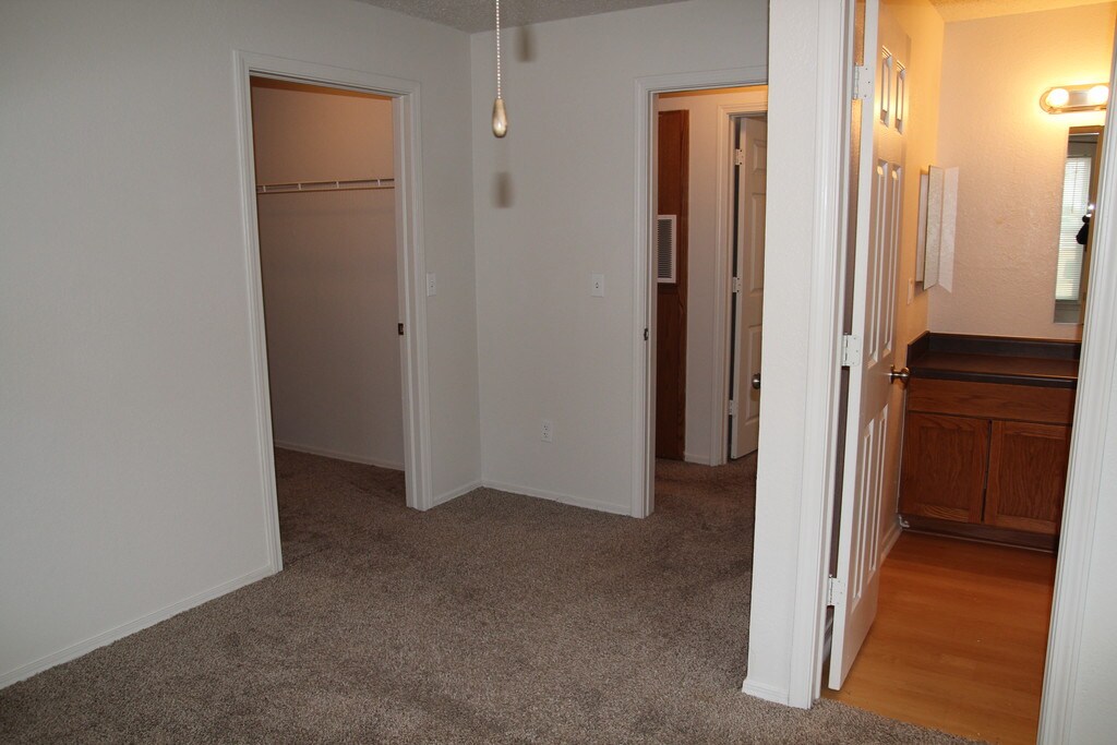 Ashford Place Apartments in Shawnee, OK