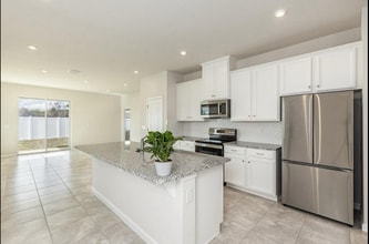 11889 Bristol Brg Rd in Spring Hill, FL - Building Photo - Building Photo
