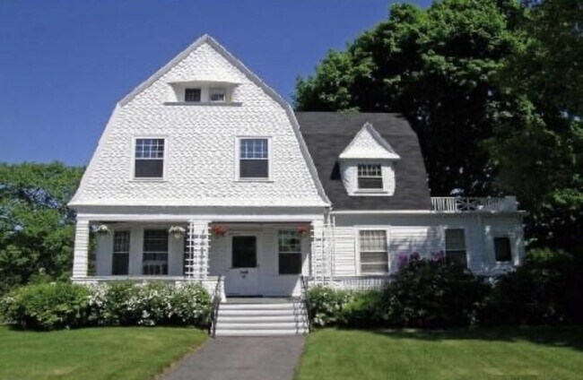 property at 108 Walnut St