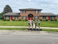 1480 Wayne St photo'