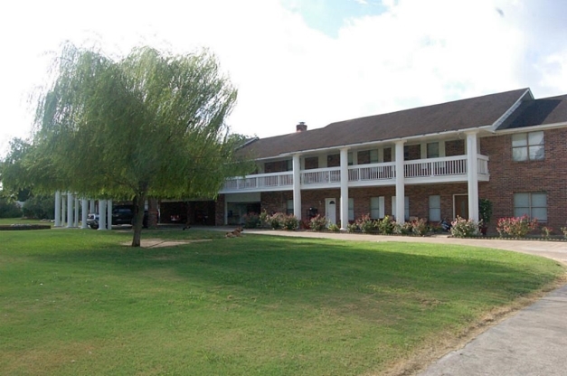 300 E Helms Rd in Houston, TX - Foto de edificio