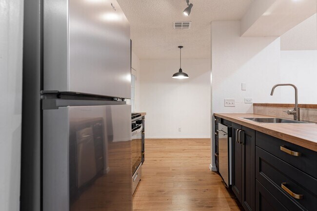 100 Nicole Cove in Round Rock, TX - Building Photo - Building Photo