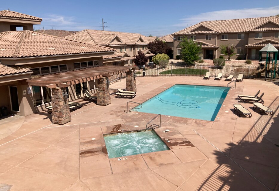 3419 S River Rd in Saint George, UT - Building Photo