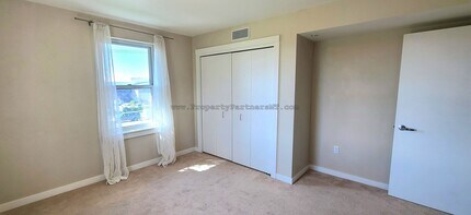 210 S Cottonwood Rd in Bozeman, MT - Building Photo - Building Photo