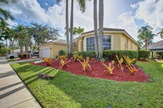 2536 Eagle Run Ct in Weston, FL - Building Photo - Building Photo