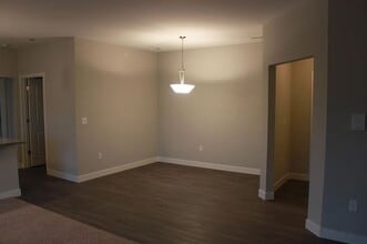 1673 McCleary Ln in Iowa City, IA - Building Photo - Building Photo