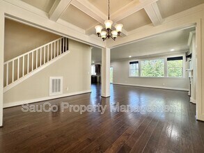 20363 SW Cassandra Ln in Beaverton, OR - Foto de edificio - Building Photo