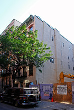 131 Orchard St in New York, NY - Building Photo - Building Photo