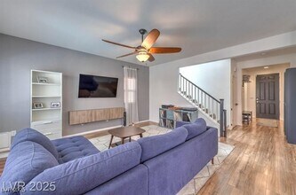 10598 Cliff Lake St in Las Vegas, NV - Building Photo - Building Photo