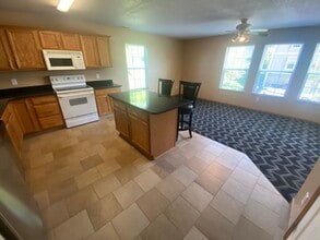 3044 SW Sharmin Ln in Ankeny, IA - Building Photo - Building Photo