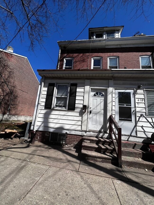 property at 412 Stuyvesant Ave