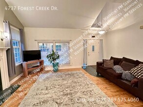 4737 Forest Creek Dr in Kalamazoo, MI - Building Photo - Building Photo