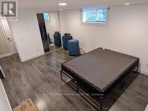 10 Brian Ave in Toronto, ON - Building Photo - Building Photo