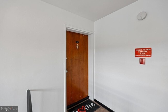 property at 2107 Fort Davis St SE