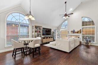 14584 Evergreen Ct in Addison, TX - Building Photo - Building Photo