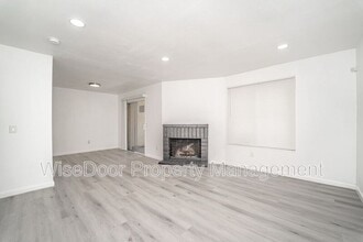 1025 N Tippecanoe Ave in San Bernardino, CA - Building Photo - Building Photo