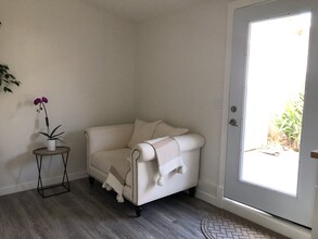 680 Rosal Way in San Rafael, CA - Building Photo - Building Photo