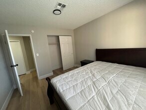 4321 Mott Cir in Las Vegas, NV - Building Photo - Building Photo