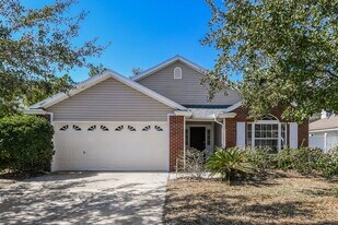 1810 Dartmouth Dr in Middleburg, FL - Building Photo