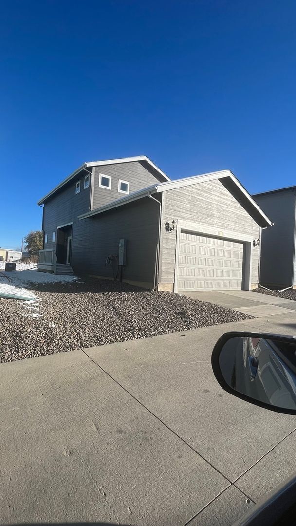 530 Kiowa Ave in Bennett, CO - Building Photo - Building Photo