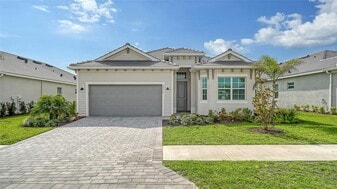12716 Tulum Lp in Venice, FL - Building Photo