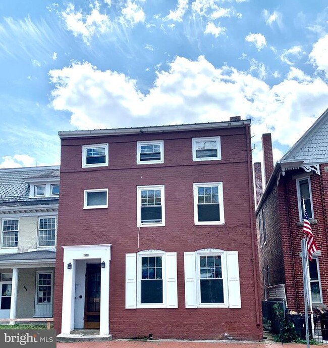302 Decatur St in Cumberland, MD - Building Photo - Building Photo