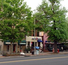 2604 Connecticut Ave NW in Washington, DC - Building Photo - Building Photo