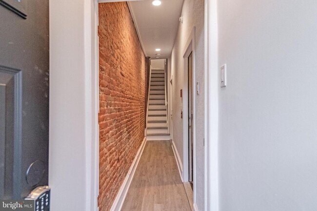 1529 E Berks St photo'