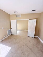 363 W Camino Real in Boca Raton, FL - Building Photo - Building Photo