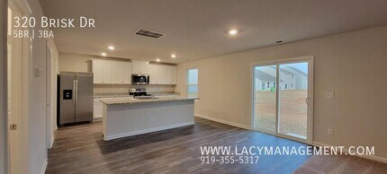 320 Brisk Dr in Zebulon, NC - Building Photo - Building Photo