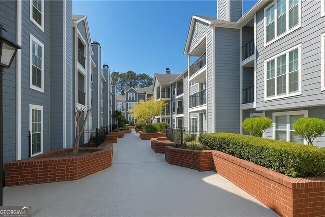property at 424 Granville Ct