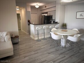 1205 Reserve Way in Naples, FL - Building Photo - Building Photo