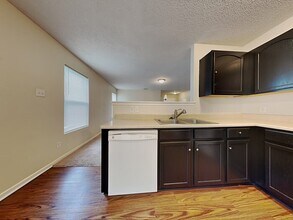 7938 Hydrangea Ct in Indianapolis, IN - Building Photo - Building Photo