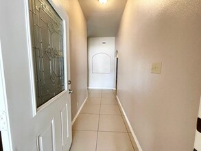 11116 Escandon Dr in Laredo, TX - Building Photo - Building Photo