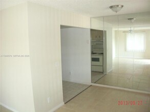 1409 Lake Ave in Lake Worth Beach, FL - Building Photo - Building Photo