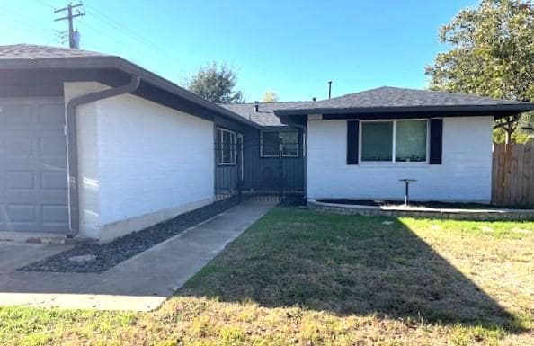 property at 1311 Walnut Ave