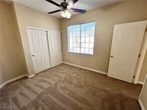 1737 Buttermilk Dr in Henderson, NV - Building Photo - Building Photo