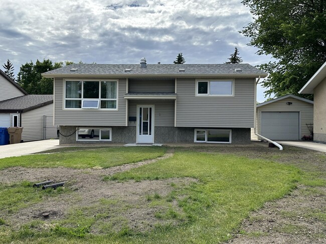 property at 6 Brockelbank Crescent