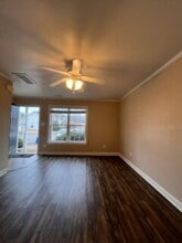 310 Streamwood Dr in Jacksonville, NC - Building Photo - Building Photo