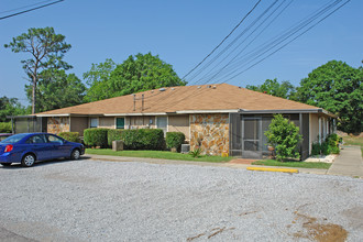 4724 Bellview Ave in Pensacola, FL - Building Photo - Building Photo