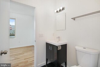 1918 E Cumberland St in Philadelphia, PA - Building Photo - Building Photo