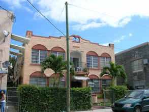 Bertha Apartments in Miami, FL - Building Photo - Building Photo