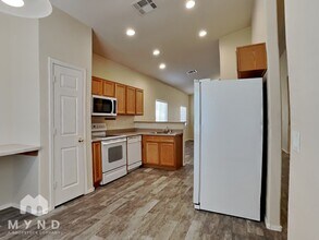2632 E Hidalgo Ave in Phoenix, AZ - Building Photo - Building Photo