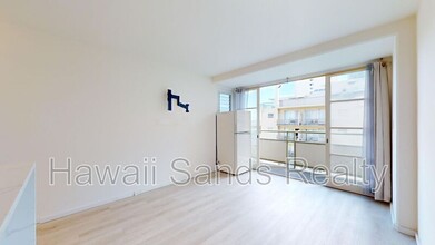 445 Kaiolu St in Honolulu, HI - Building Photo - Building Photo