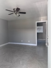 320 S 11th St in Las Vegas, NV - Building Photo - Building Photo