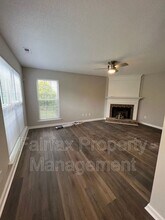 201 Ridge Lake Dr in Apex, NC - Building Photo - Building Photo