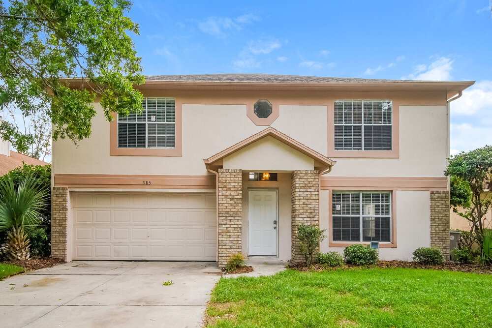 985 Eagles Forrest Dr in Apopka, FL - Building Photo