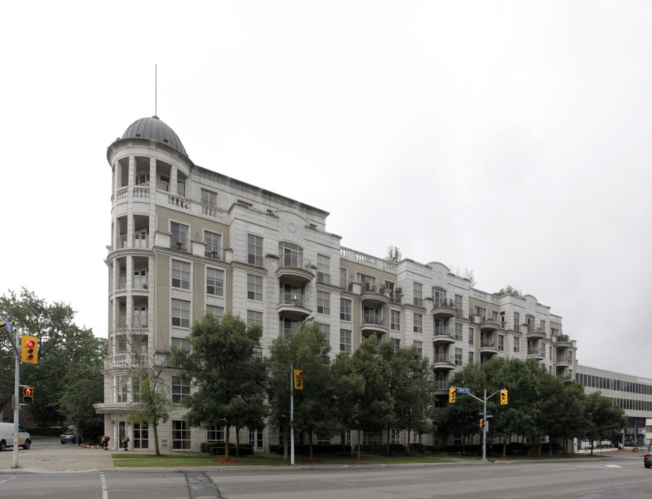The Montgomery in Toronto, ON - Building Photo