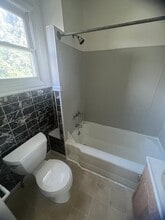 1410 Lynn St in Erie, PA - Building Photo - Building Photo